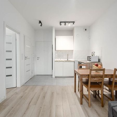 Chill Apartments Mokotow Business Park Warschau Buitenkant foto
