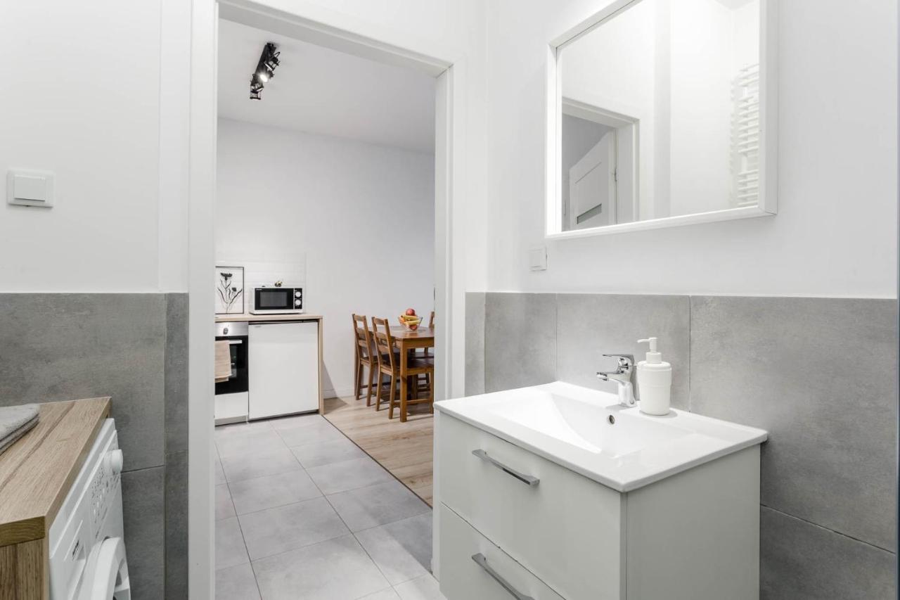 Chill Apartments Mokotow Business Park Warschau Buitenkant foto